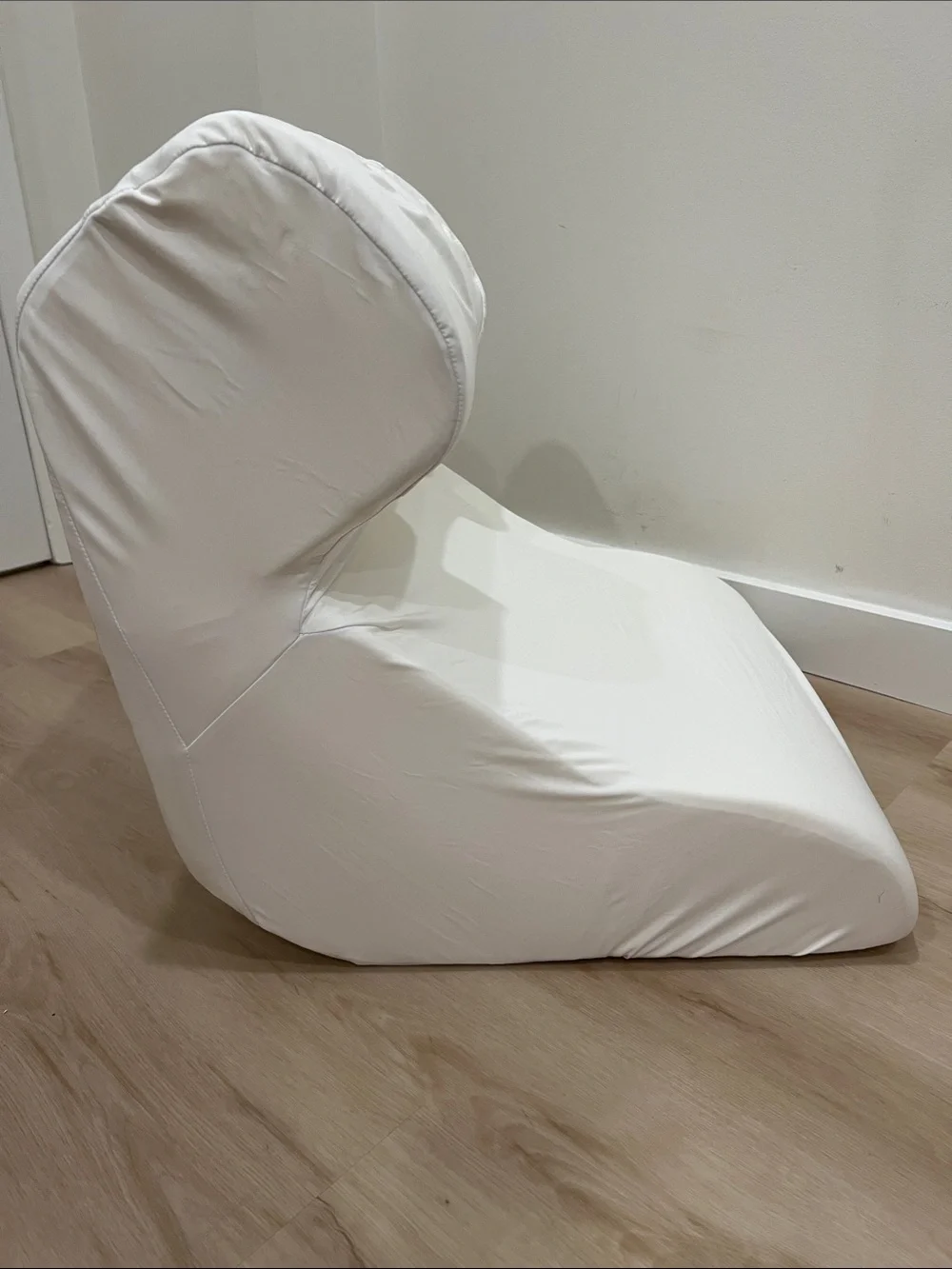 The Snorinator® Pillow, Travel Bag and Two Pillowcases